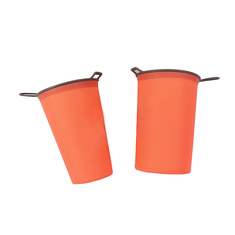 Tazza per acqua pieghevole riutilizzabile e portatile in silicone