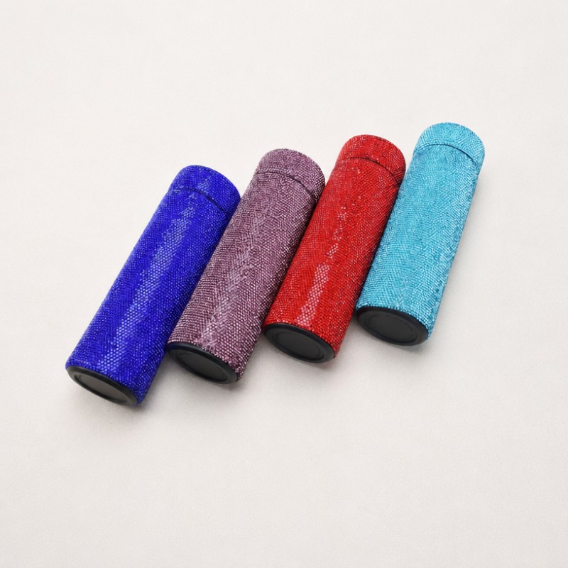 Bottiglia sottovuoto in acciaio inossidabile con strass scintillanti Bottiglia sottovuoto in acciaio inossidabile con strass scintillanti