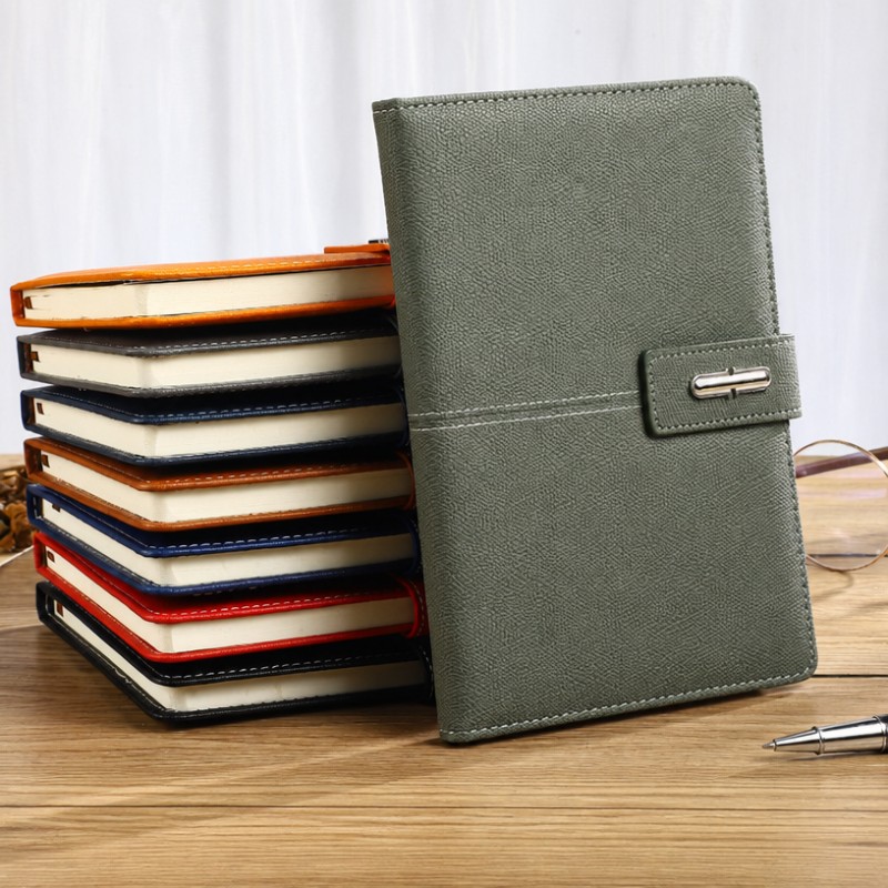 Taccuino con diario con logo personalizzato con copertina rigida in pelle PU con fibbia in metallo