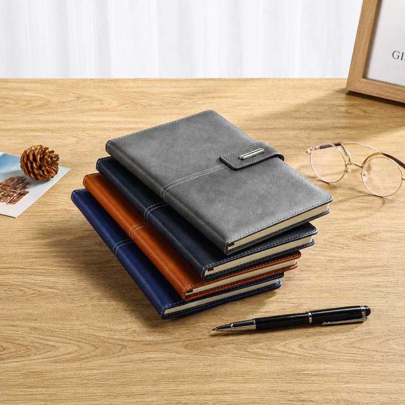 Taccuino con diario con logo personalizzato con copertina rigida in pelle PU con fibbia in metallo